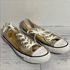 Converse Gold and White Sneakers with Classic Design